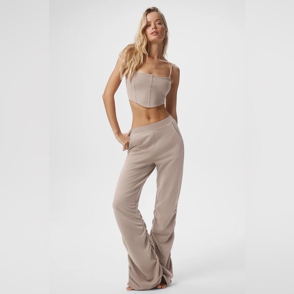 ALO Yoga Pants - Alo Yoga Taupe Soft Sculpt Ruched Sides Pant Studio Wide Leg Beige Medium Sand